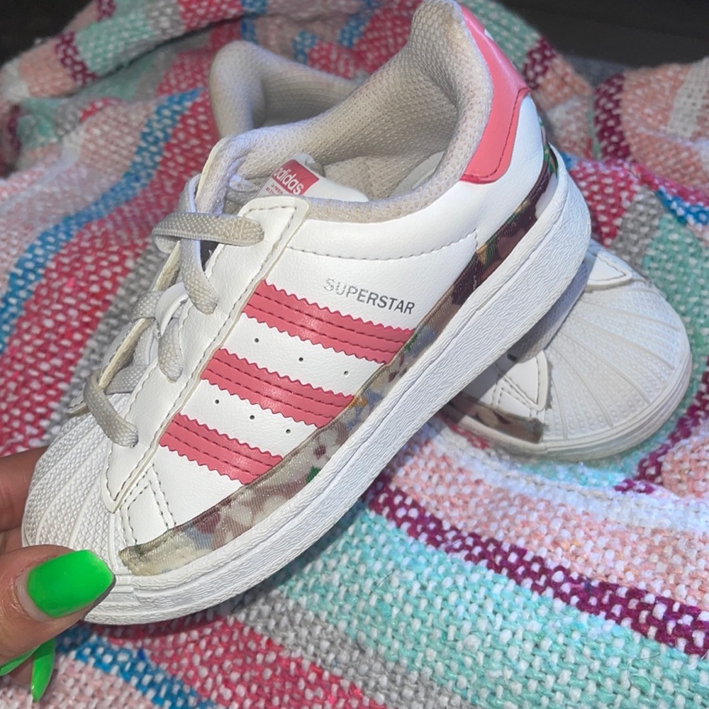 💖💖Adidas Shell Top Toddler Size 8💖💖